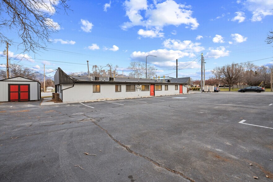 More Photos Of 9386 S Redwood Rd, West Jordan Office For Sale