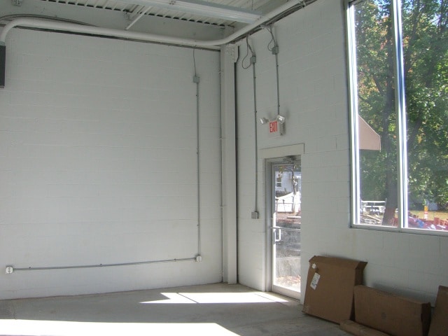 More Photos Of 60 Shelter Rock Rd, Danbury Warehouse For Lease