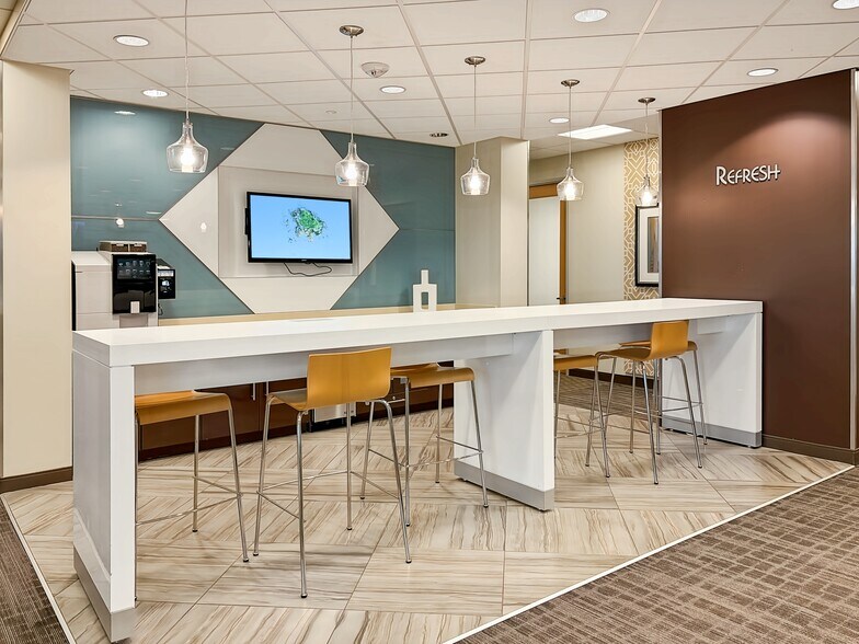 More Photos Of 20130 Lakeview Center Pl, Ashburn Coworking Space