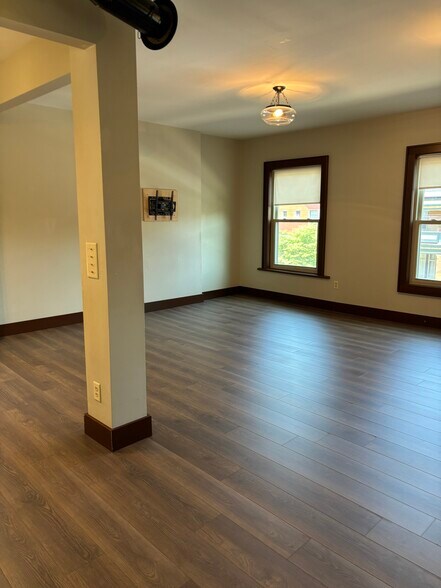 More Photos Of 163 S 17th St, Columbus Multifamily For Sale