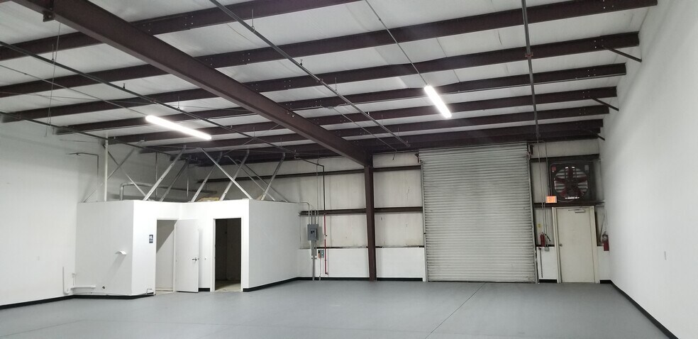 More Photos Of 6557 Garden Rd, Riviera Beach Unknown For Lease