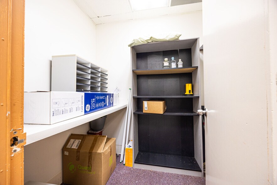 More Photos Of 1226 SW Main Blvd, Lake City Medical For Sale