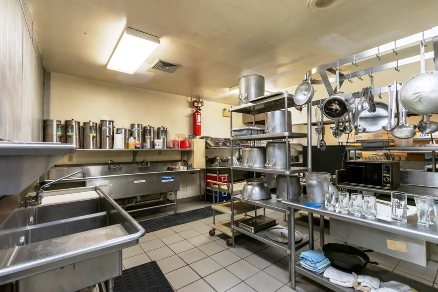 More Photos Of 101 Ironaton Rd, Talladega Golf Course Driving Range For Sale