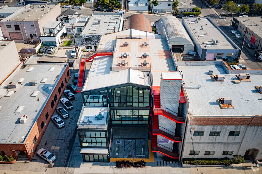 More Photos Of 212 Eucalyptus Dr, El Segundo Office For Sale