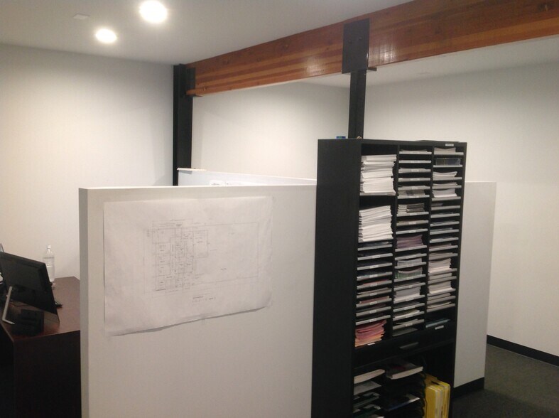 More Photos Of 4120 E Madison St, Phoenix Warehouse For Lease