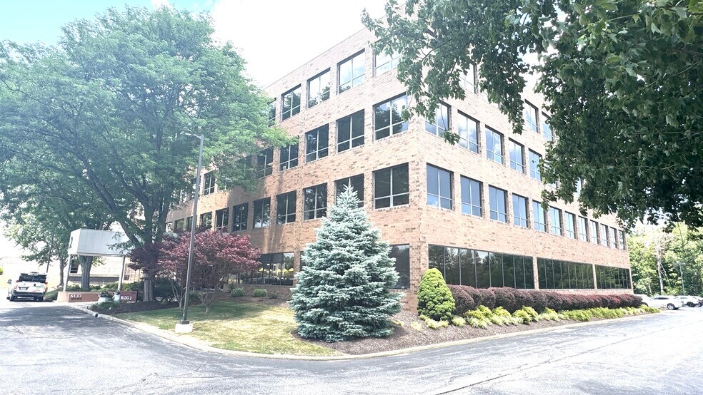 More Photos Of 6133 Rockside Rd, Independence Office For Sale