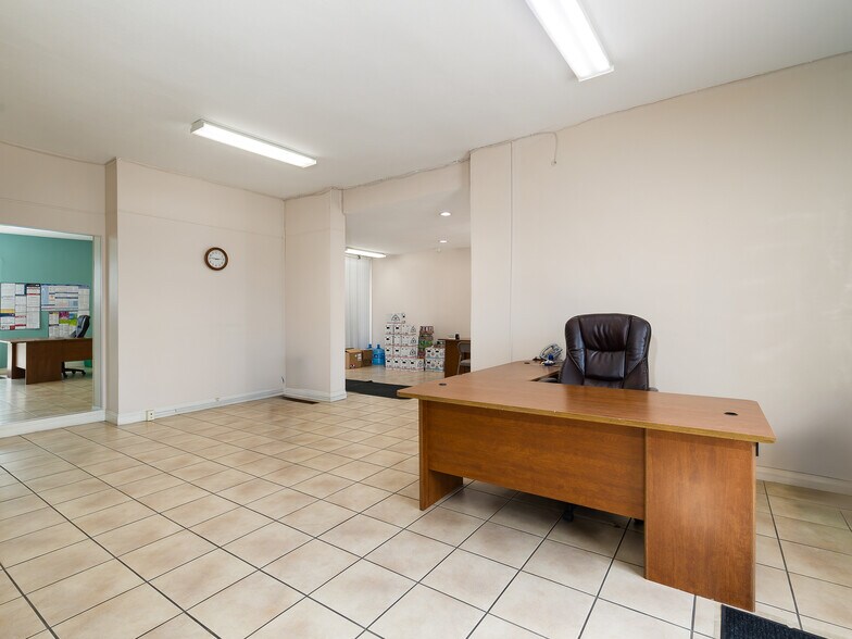 More Photos Of 4701 W Imperial Hwy, Inglewood Loft Creative Space For Sale