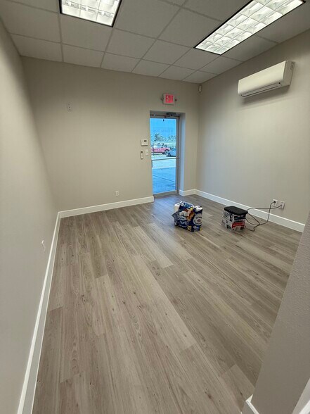 More Photos Of 21627 Rhodes Rd, Spring Warehouse For Lease