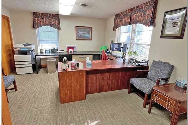 More Photos Of 1706 Bartlett Rd, Memphis Office For Lease