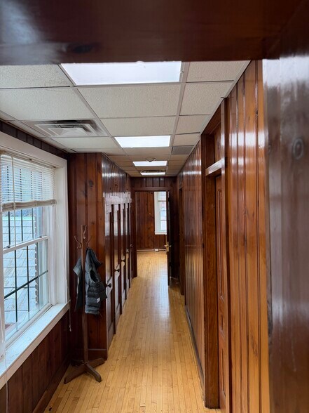 More Photos Of 159 Singleton St, Woonsocket Manufacturing For Lease