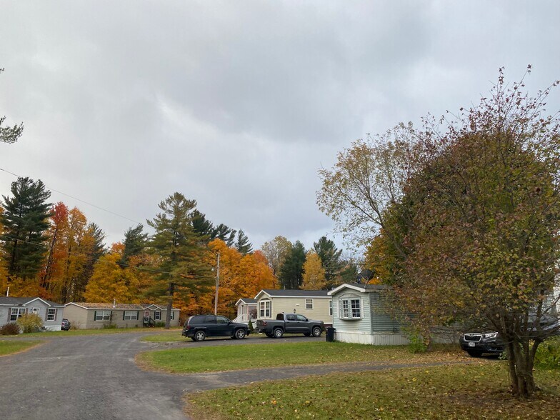 More Photos Of 12425 Timber Trl, Adams Center Manufactured Housing Mobile Home Park For Sale