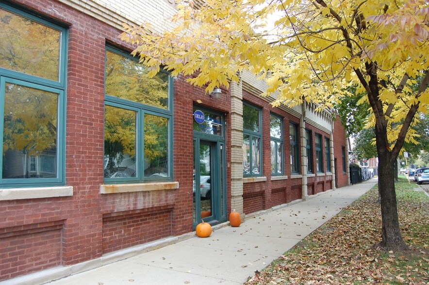 More Photos Of 2700 N Campbell Ave, Chicago Warehouse For Sale