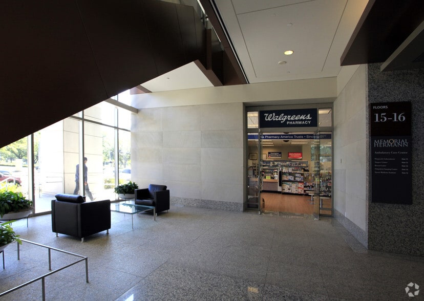 6400 Fannin St, Houston, TX 77030 Medical Office For Lease