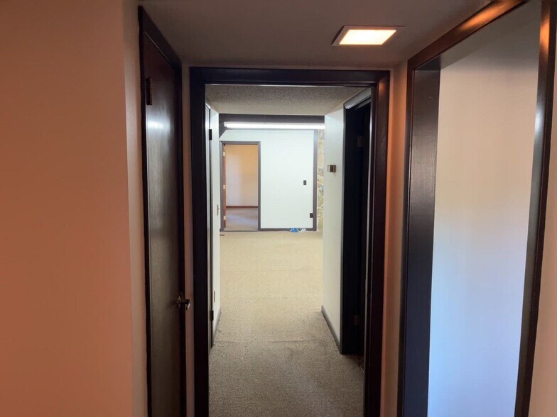 More Photos Of 2809 Blanding Blvd, Middleburg Office For Sale
