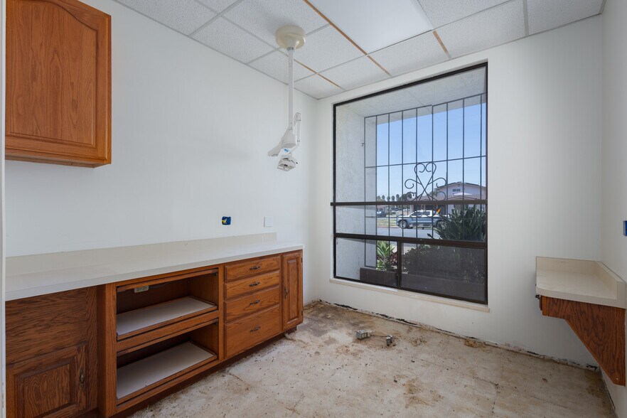 More Photos Of 504 E Church St, Santa Maria Office For Sale