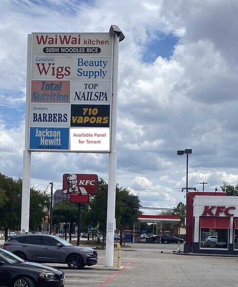 More Photos Of 4307-4321 Lemmon Ave, Dallas General Retail For Lease