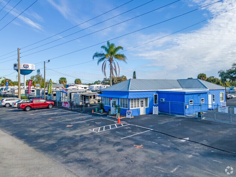 More Photos Of 2660 N Us Highway 1, Fort Pierce Auto Dealership For Sale
