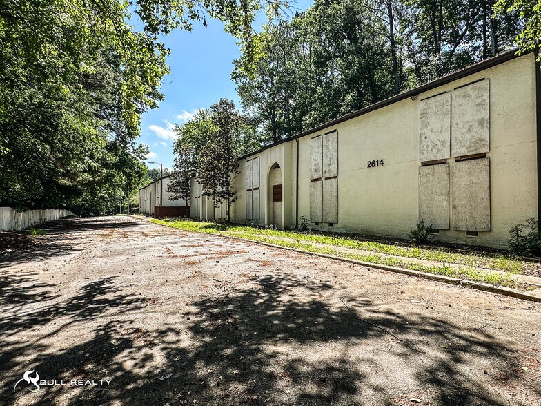 More Photos Of 2600 Old Hapeville Rd SW, Atlanta Apartments For Sale