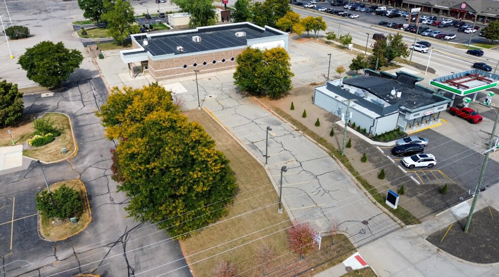 More Photos Of 51037 Van Dyke Ave, Shelby Township Drugstore For Sale