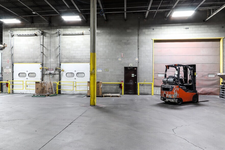 More Photos Of 1 Bouchard St, Manchester Manufacturing For Sale