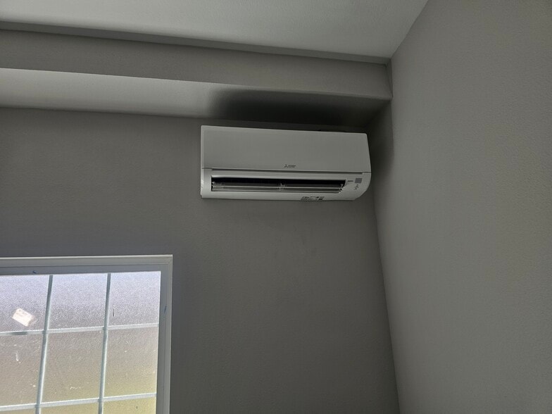 More Photos Of 56 Ala Malama Ave, Kaunakakai Hotel For Sale