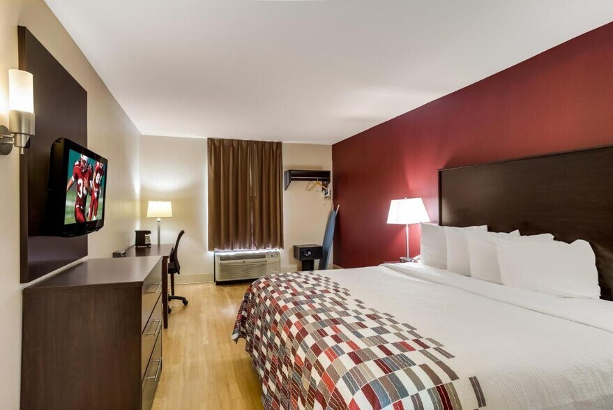 More Photos Of 2407 Brick Church Pike, Nashville Hotel For Sale