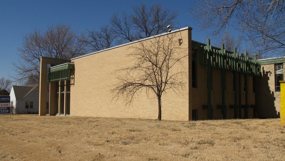 More Photos Of 2318 SW 10th, Topeka Office For Sale