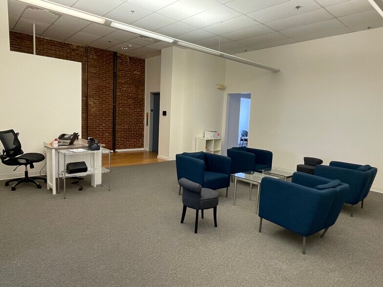 More Photos Of 579-605 Massachusetts Ave, Cambridge Office For Lease