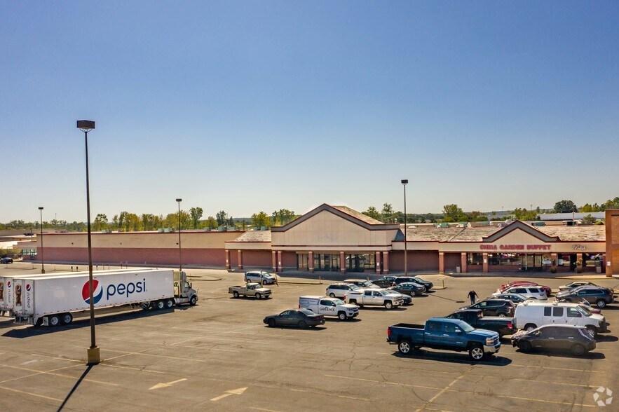 More Photos Of 625-725 W Central Ave, Springboro Storefront For Lease