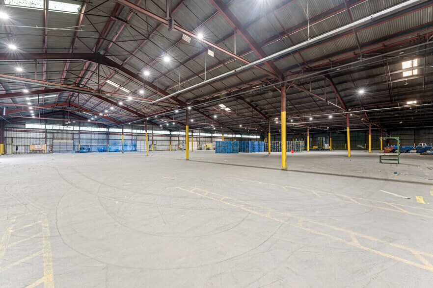 More Photos Of 328 S 2nd St, Millville Warehouse For Lease