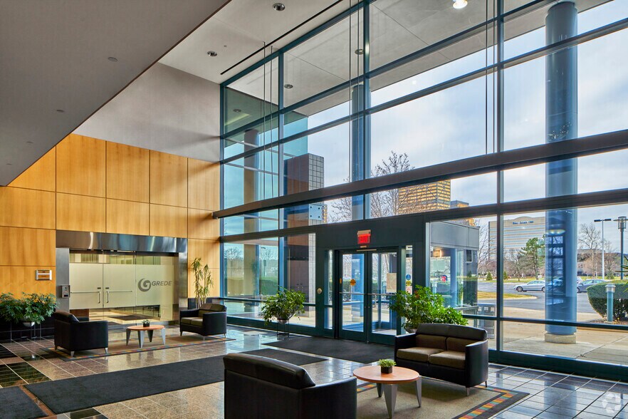 More Photos Of 20750 Civic Center Dr, Southfield Office For Lease