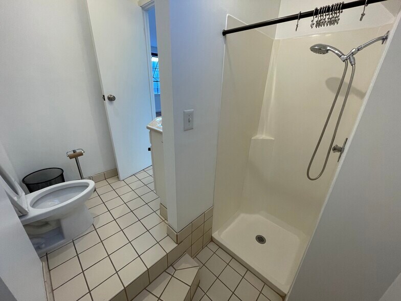 More Photos Of 340 Harriet St, San Francisco Light Manufacturing For Lease