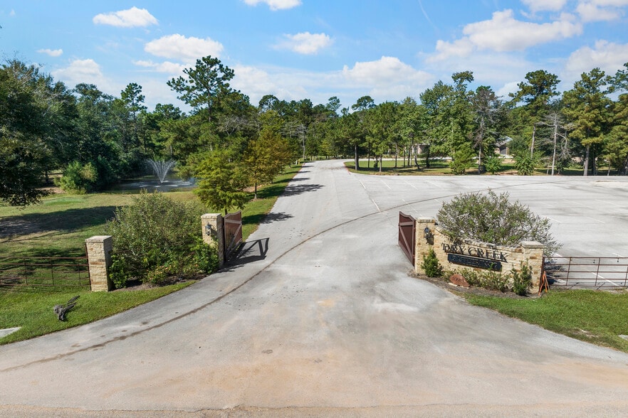 More Photos Of 30663 Moore Rd, Magnolia Freestanding For Sale