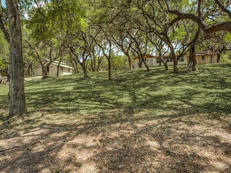 More Photos Of 536 S School St, Boerne Land For Sale