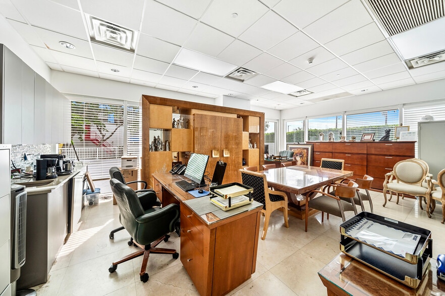 More Photos Of 2101 Brickell Ave, Miami Apartments For Sale