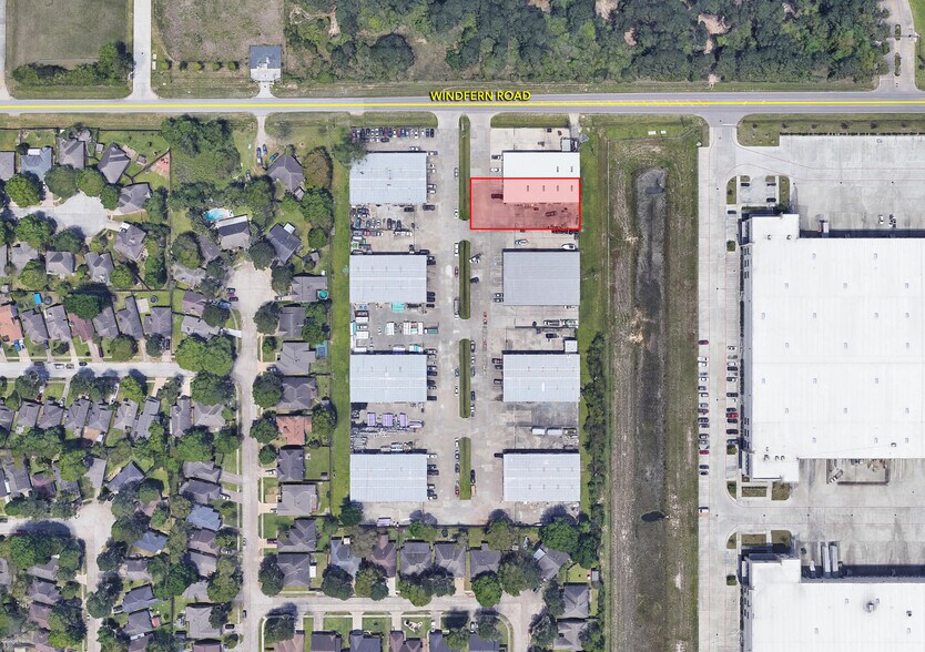 More Photos Of 11907-11909 Windfern Rd, Houston Warehouse For Lease