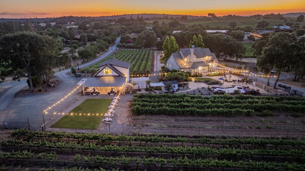 More Photos Of 10786 Shenandoah Rd, Plymouth Winery Vineyard For Sale