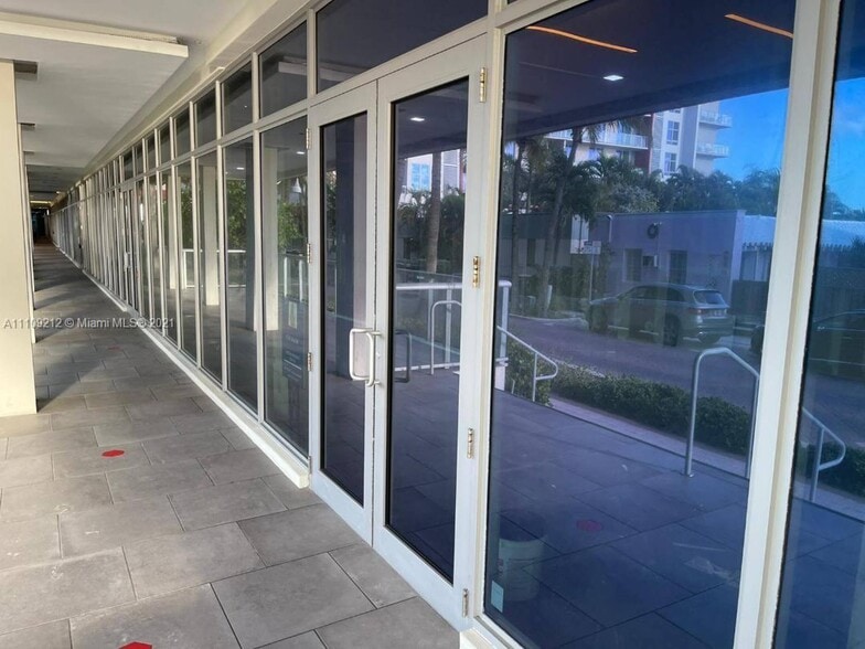 More Photos Of 777 N Ocean Dr, Hollywood Hotel For Sale