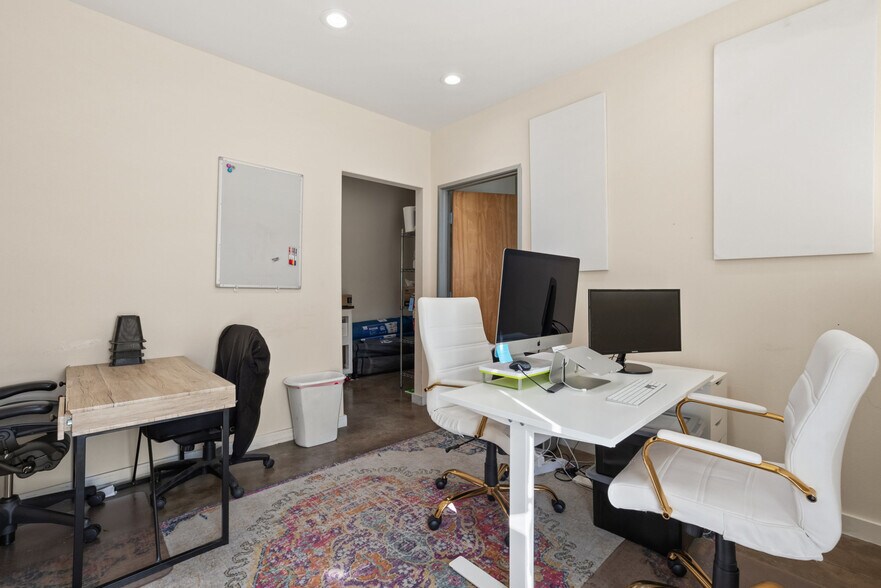 More Photos Of 2000 Windy Ter, Cedar Park Warehouse For Sale