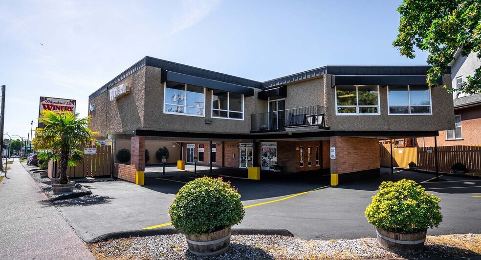 More Photos Of 661 Burnside Rd E, Victoria General Retail For Sale
