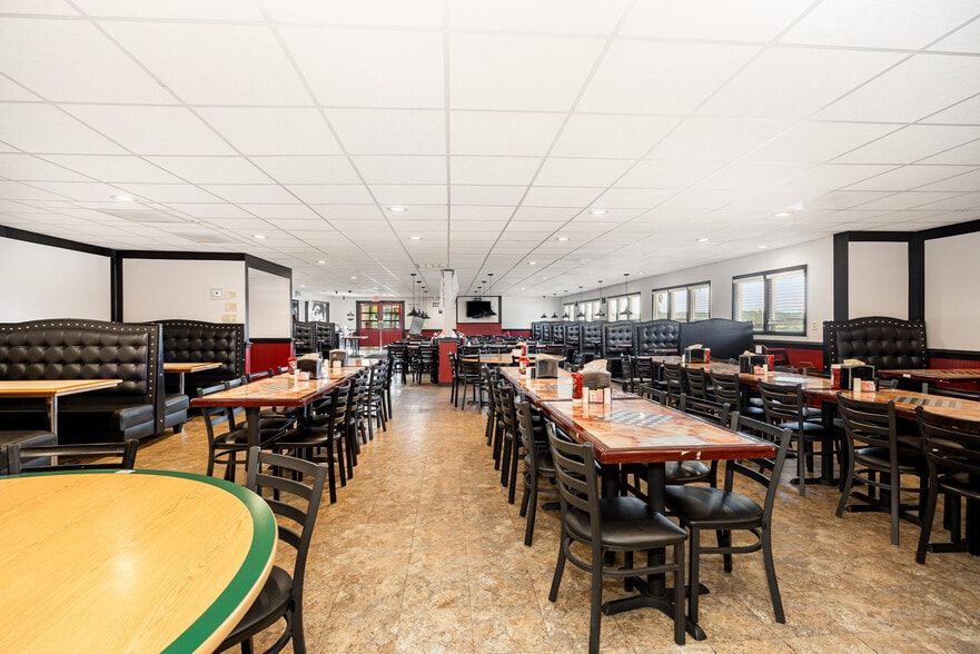 More Photos Of 8850 Statesville Blvd, Cleveland Restaurant For Sale