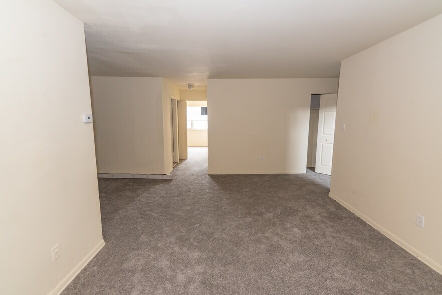 More Photos Of 4907-4921 Frederick Ave, Baltimore Apartments For Sale