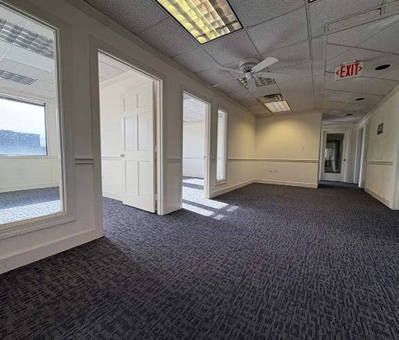 More Photos Of 300 Preston Ave, Charlottesville Office For Lease