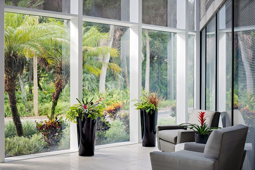 More Photos Of 5404 Cypress Center Dr, Tampa Unknown For Lease