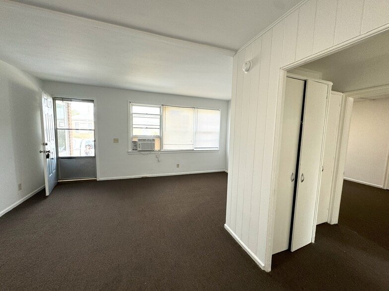 More Photos Of 237 Broad St, Sumter Apartments For Sale