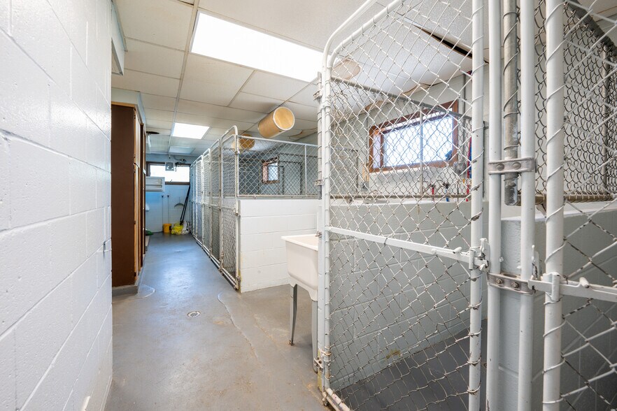 More Photos Of 5767 PA-981 Hwy, Latrobe Medical For Sale