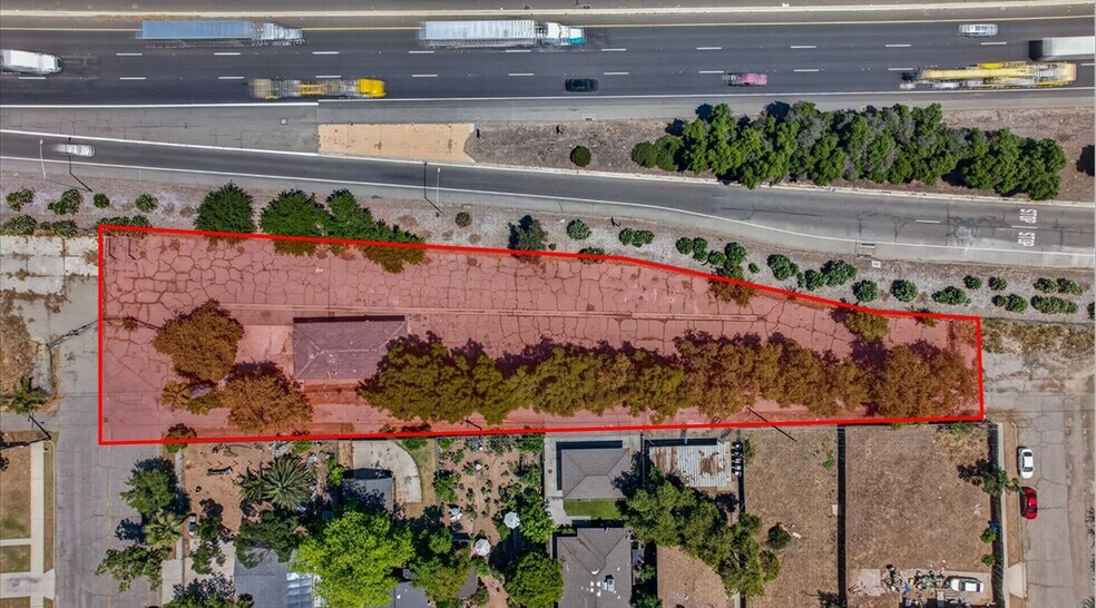 More Photos Of 1232 San Joaquin St, Fresno Office For Lease