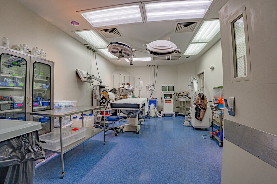 More Photos Of 1255 37th St, Vero Beach Medical For Sale