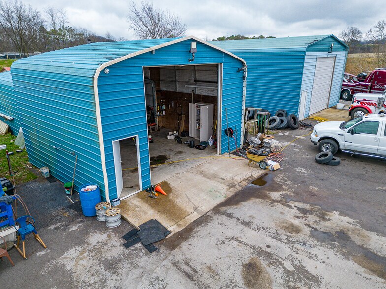 More Photos Of 9122 Lewisburg Hwy, Cornersville Auto Salvage Facility For Sale