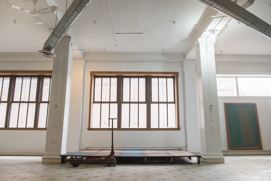 More Photos Of 2341-2345 S Michigan Ave, Chicago Loft Creative Space For Sale
